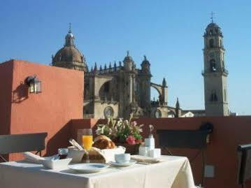 Hotel Bellas Artes Catedral